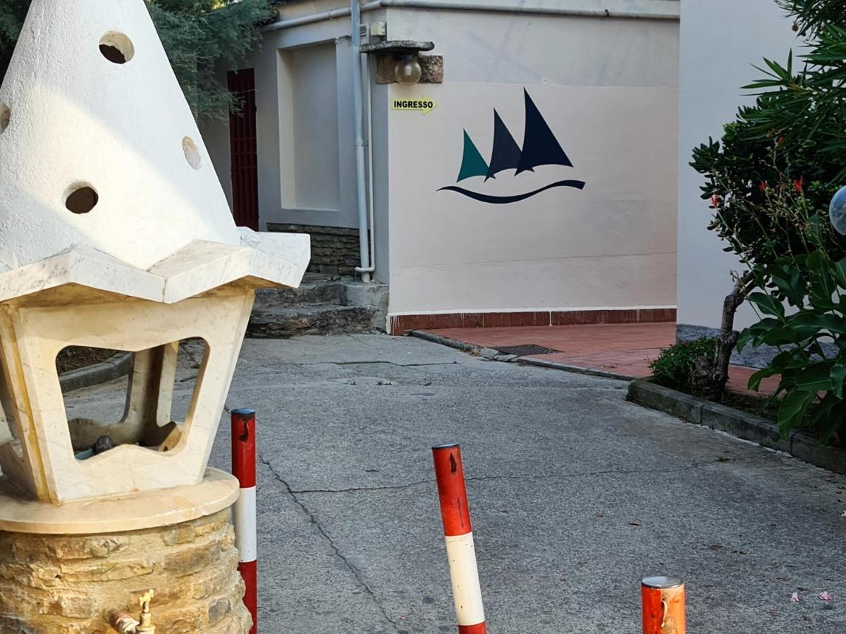 Villa Caravel Monolocale Lido di Camaiore Exterior foto
