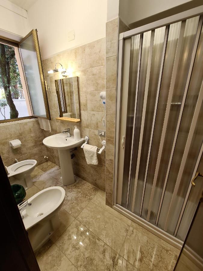 Villa Caravel Monolocale Lido di Camaiore Exterior foto